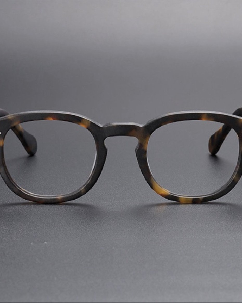 VANGUARD glasses